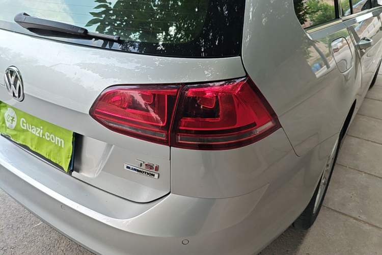 Used Volkswagen Golf 2014 1.4TSI Luxury Travel Edition Right Rear Taillight