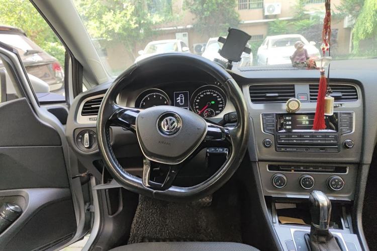 Used Volkswagen Golf 2014 1.4TSI Automatic Comfort Model Steering Wheel