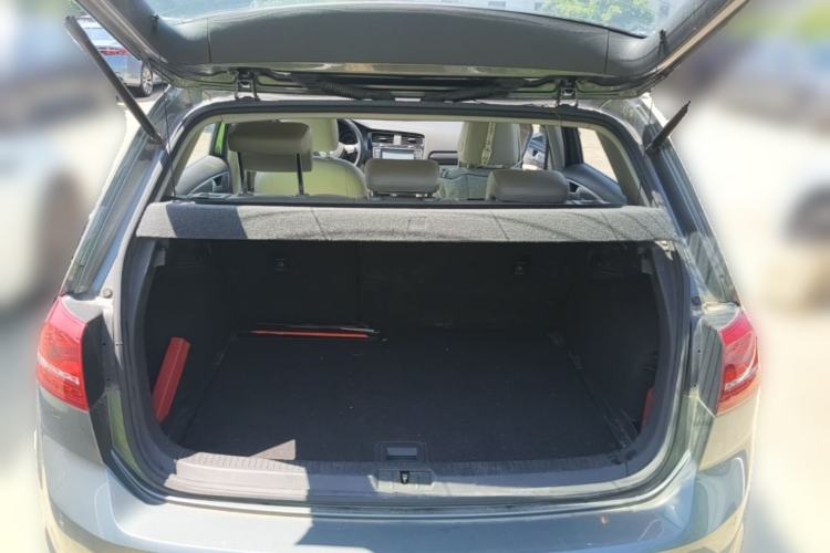 Used Volkswagen Golf 2014 1.4TSI Automatic Luxury Model Trunk