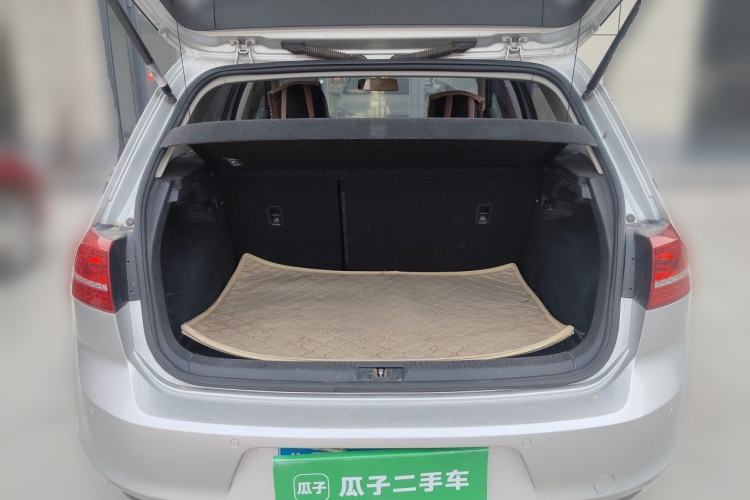 Used Volkswagen Golf 2014 1.4TSI Automatic Comfort Model Trunk