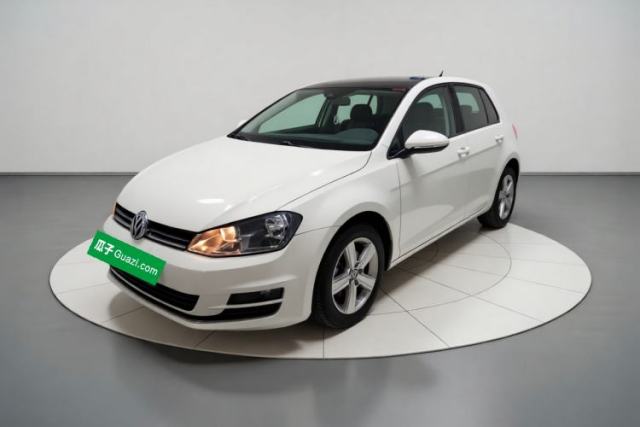 Ojetý Volkswagen Golf 2014 1.4TSI Automatic Comfort Model