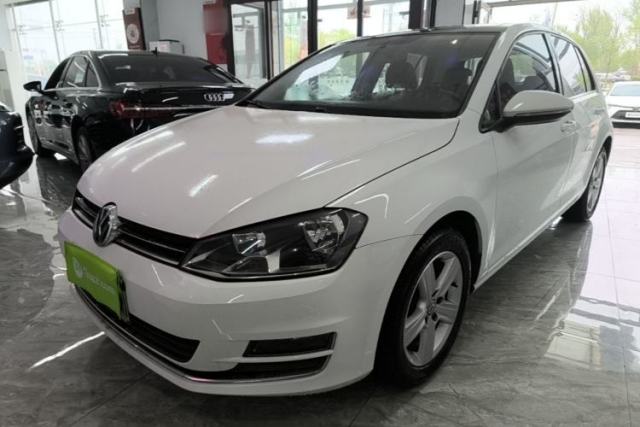 Ojetý Volkswagen Golf 2014 1.4TSI Automatic Comfort Model