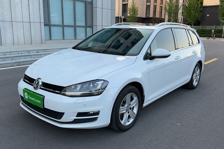 Used Volkswagen Golf 2014 1.4TSI Luxury Travel Edition Guazi used car, China used car export, Used car for sale, Used  cars, Cheapest cars for sale