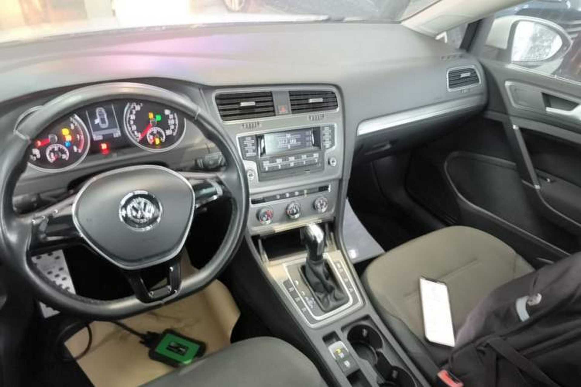 Used Volkswagen Golf 2014 1.4TSI Automatic Comfort Model Audio And AC Panel