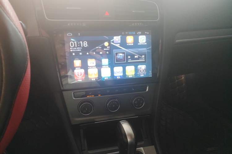 Used Volkswagen Golf 2014 1.4TSI Automatic Luxury Model Audio And AC Panel