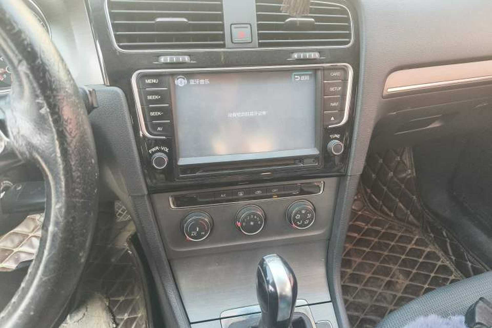 Used Volkswagen Golf 2014 1.4TSI Automatic Comfort Model Audio And AC Panel
