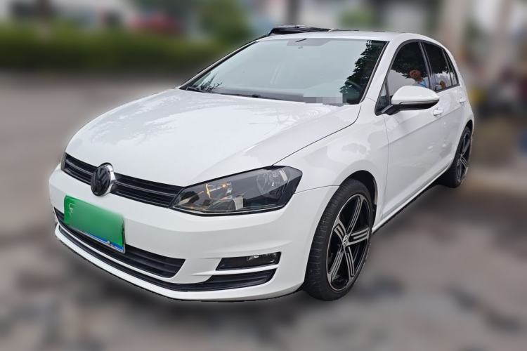 Used Volkswagen Golf 2014 1.6L Manual Fashion Edition Guazi used car, China used car export, Used car for sale, Used cars, Cheapest cars for sale
