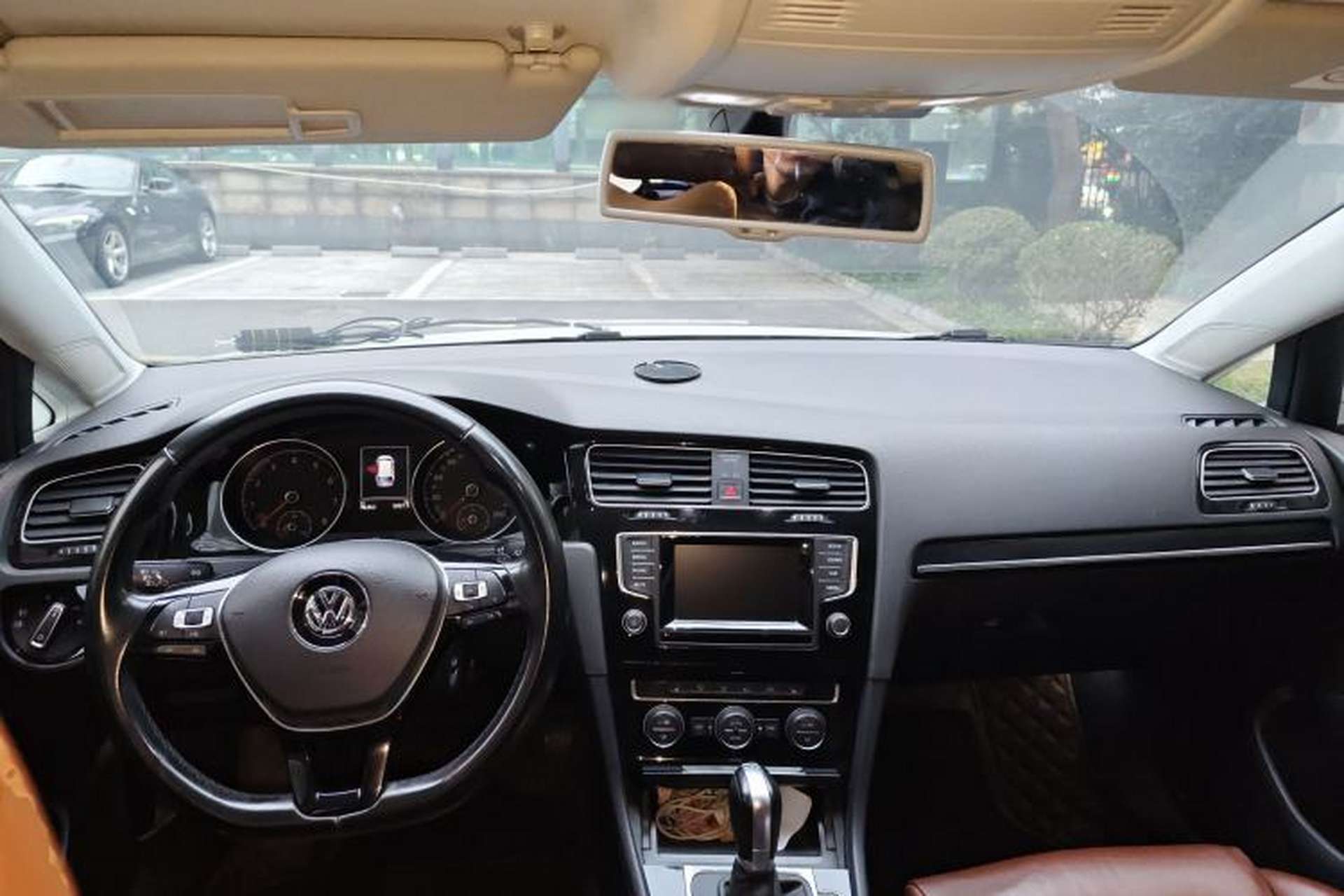 Used Volkswagen Golf 2014 1.4TSI Luxury Travel Edition Center Console