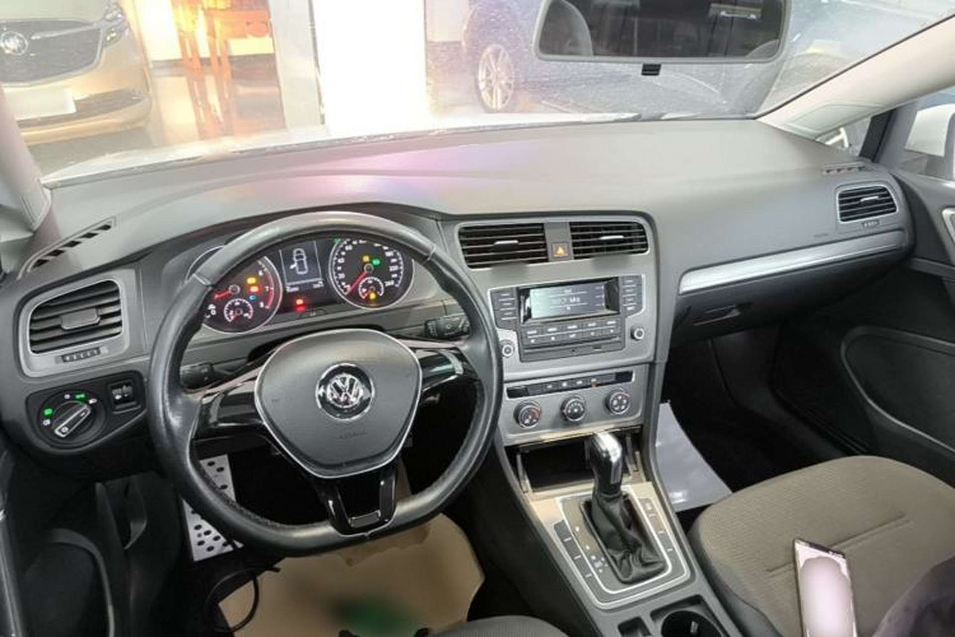 Used Volkswagen Golf 2014 1.4TSI Automatic Comfort Model Center Console