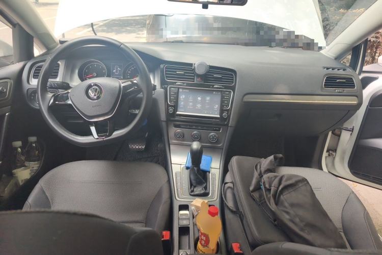 Used Volkswagen Golf 2014 1.4TSI Automatic Comfort Model Center Console