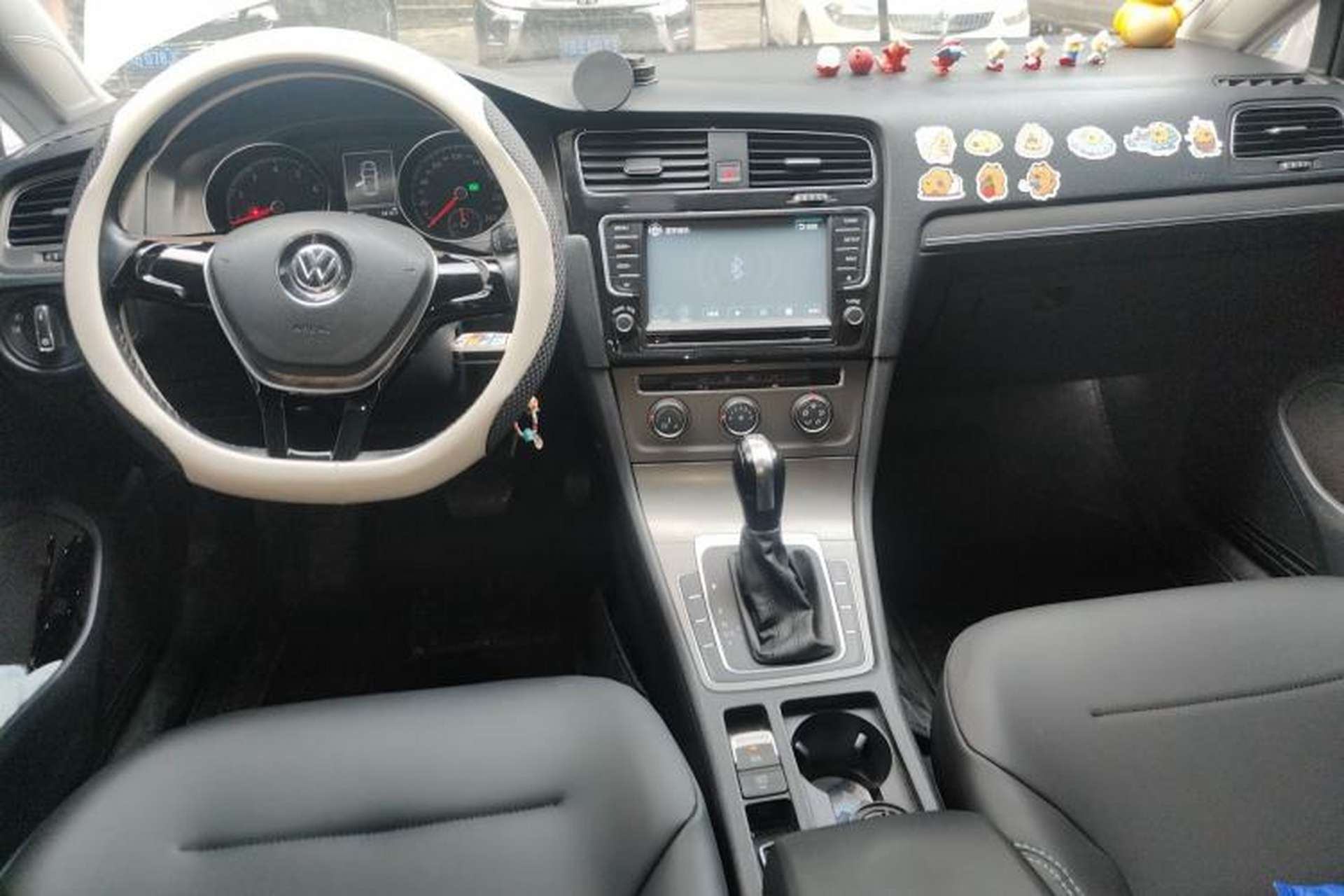 Used Volkswagen Golf 2014 1.4TSI Automatic Comfort Model Center Console