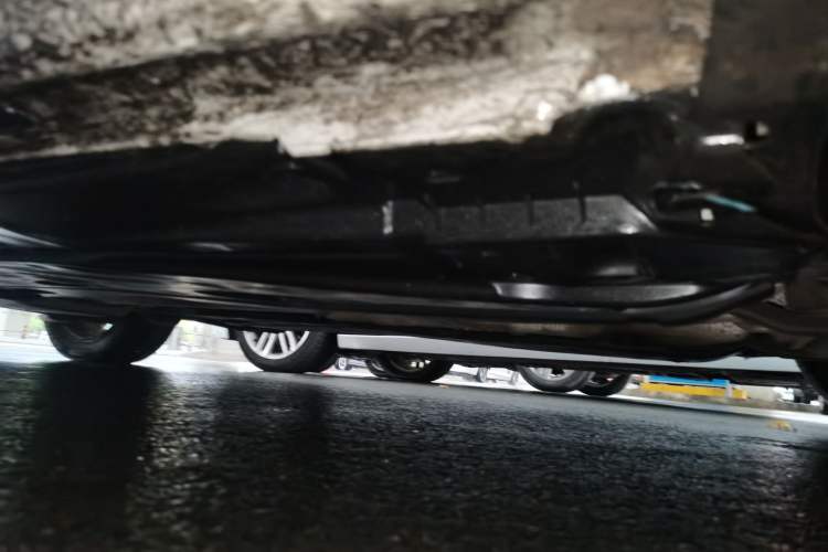 Used Volkswagen Golf 2014 1.6L Automatic Comfort Model Chassis Front Right