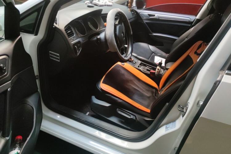 Used Volkswagen Golf 2014 1.6L Automatic Comfort Model Driver Seat