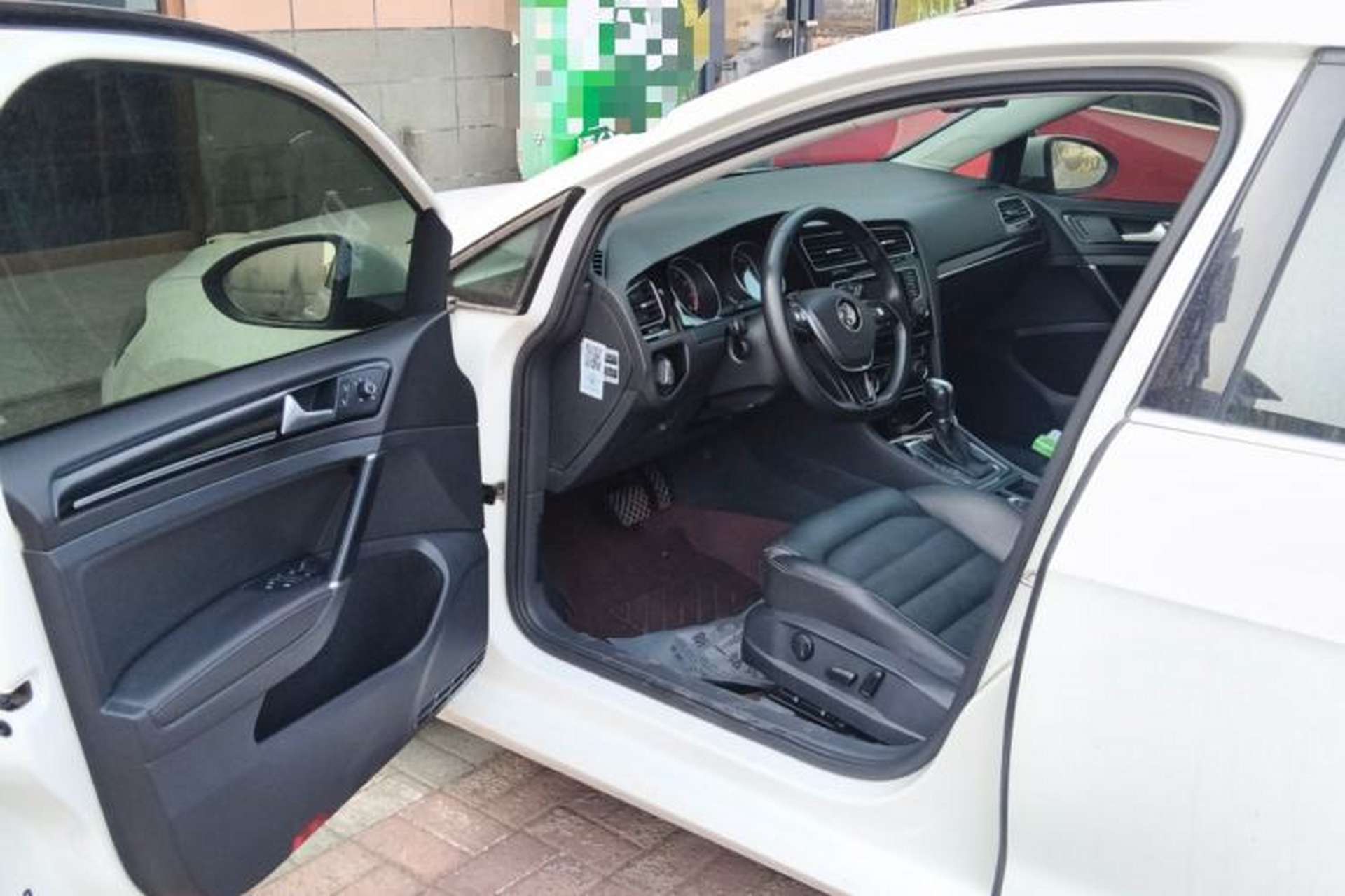 Used Volkswagen Golf 2014 1.4TSI Luxury Travel Edition Driver Seat