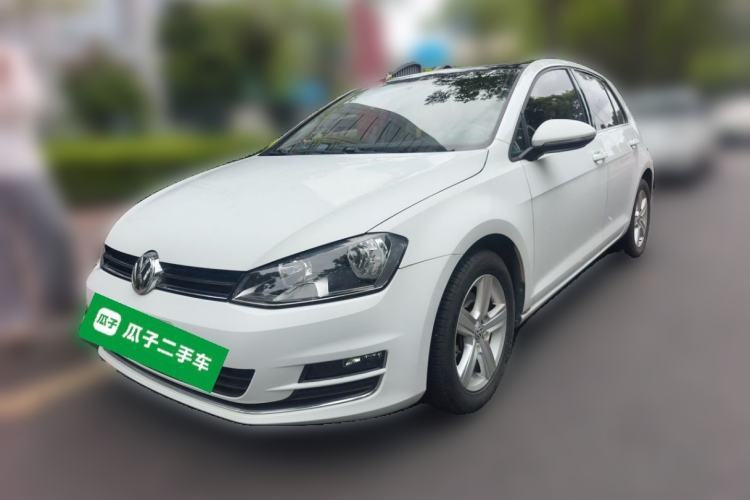 Used Volkswagen Golf 2014 1.4TSI Automatic Comfort Model Guazi used car, China used car export, Used car for sale, Used Volkswagen cars, Cheapest cars for sale
