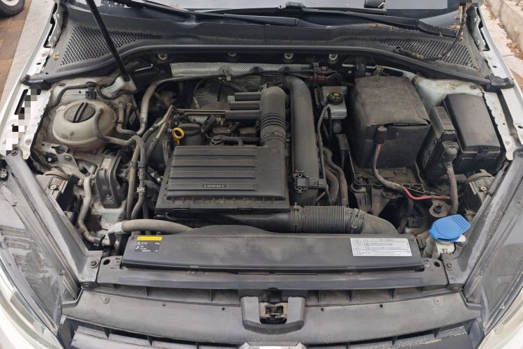 Used Volkswagen Golf 2014 1.4TSI Automatic Luxury Model Engine Bay