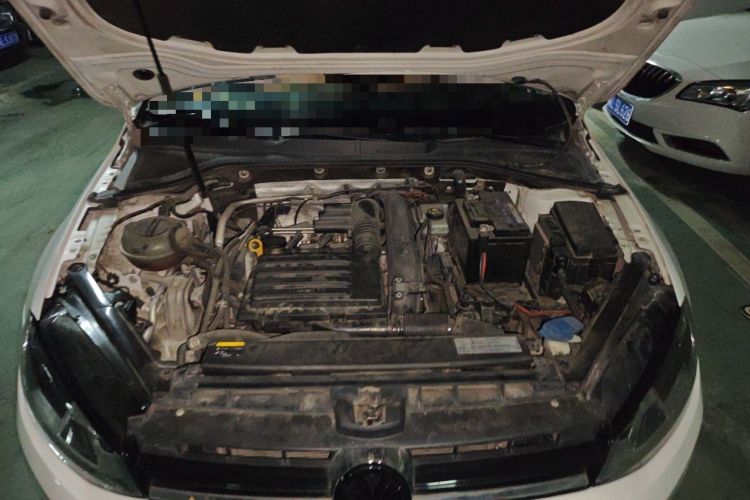Used Volkswagen Golf 2014 1.4TSI Automatic Comfort Model Engine Bay