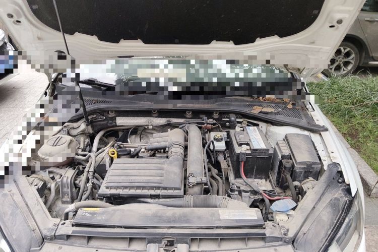 Used Volkswagen Golf 2014 1.4TSI Automatic Comfort Model Engine Bay