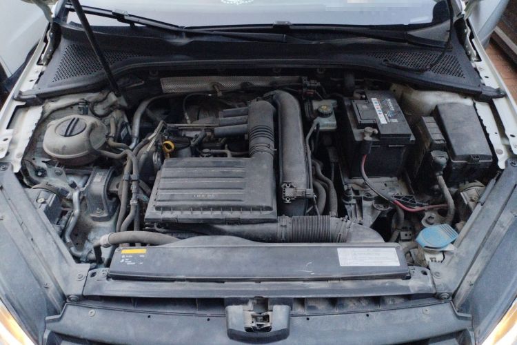 Used Volkswagen Golf 2014 1.4TSI Automatic Comfort Model Engine Bay