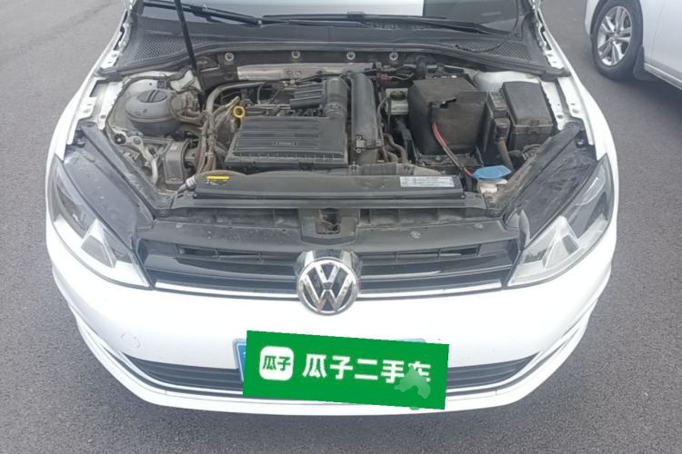 Used Volkswagen Golf 2014 1.4TSI Automatic Comfort Model Engine Bay