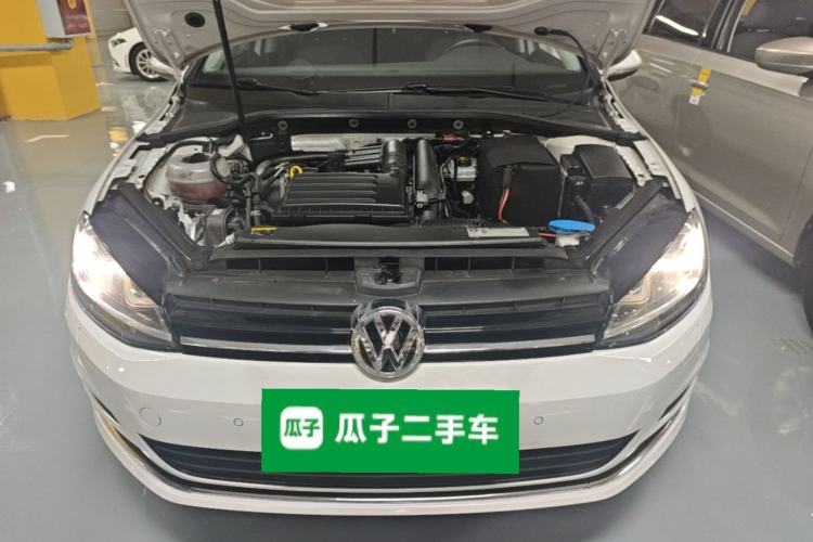 Used Volkswagen Golf 2014 1.4TSI Luxury Travel Edition Engine Bay