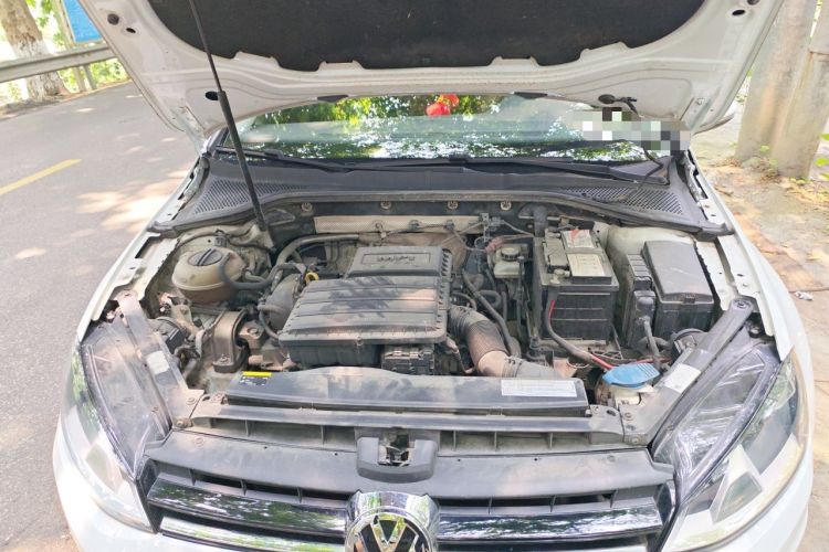 Used Volkswagen Golf 2014 1.6L Automatic Comfort Model Engine Bay