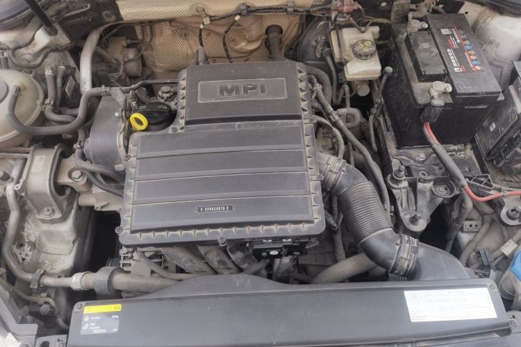 Used Volkswagen Golf 2014 1.6L Automatic Comfort Model Engine Bay