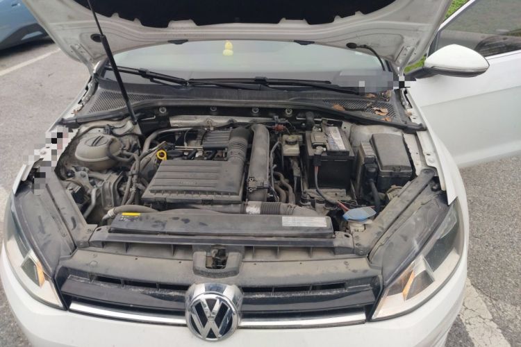 Used Volkswagen Golf 2014 1.4TSI Automatic Comfort Model Engine Bay