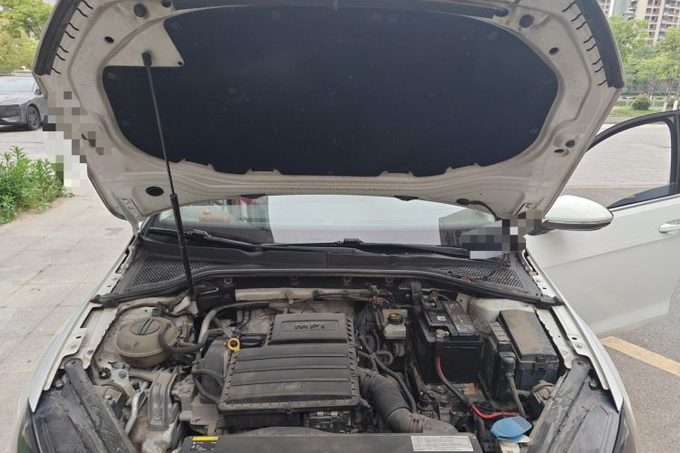 Used Volkswagen Golf 2014 1.6L Automatic Comfort Model Engine Bay