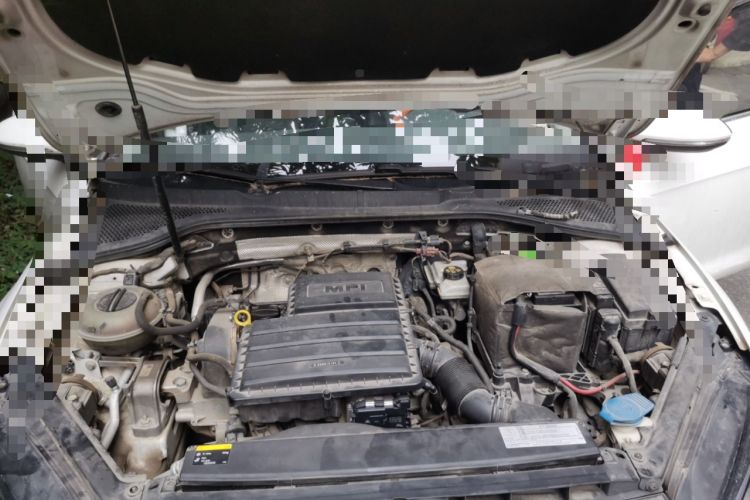 Used Volkswagen Golf 2014 1.6L Automatic Comfort Model Engine Bay