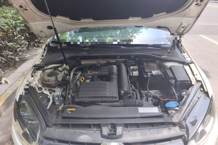 Used Volkswagen Golf 2014 1.4TSI Automatic Comfort Model Engine Bay