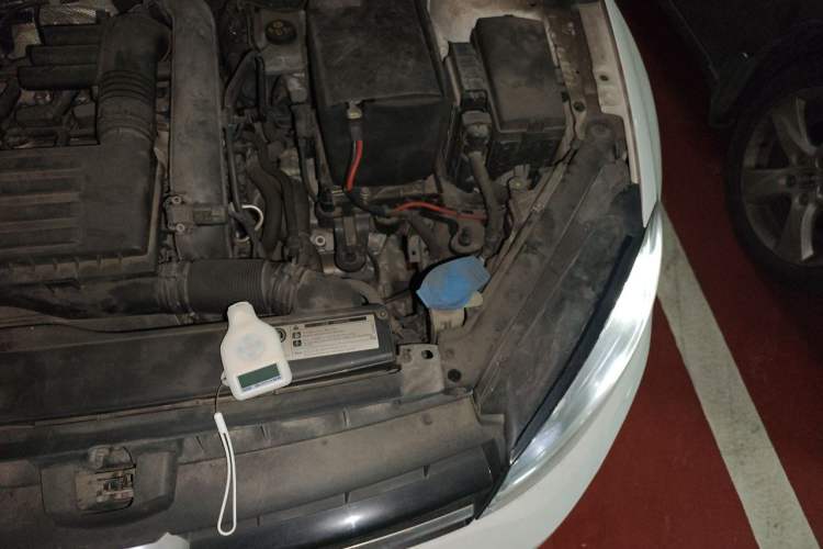 Used Volkswagen Golf 2014 1.4TSI Luxury Travel Edition Engine Bay Left