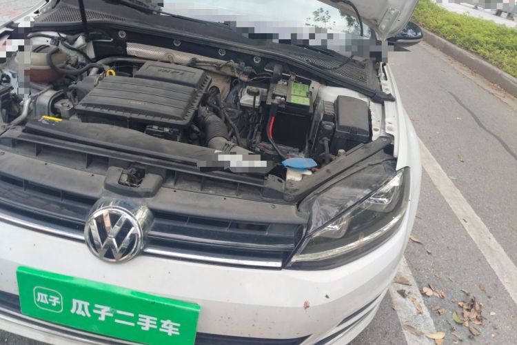 Used Volkswagen Golf 2014 1.6L Automatic Comfort Model Engine Bay Left