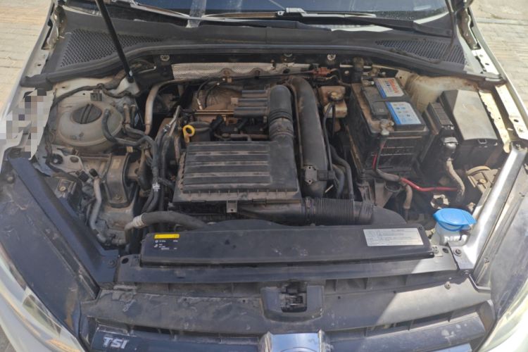 Used Volkswagen Golf 2014 1.4TSI Automatic Luxury Model Engine Bay