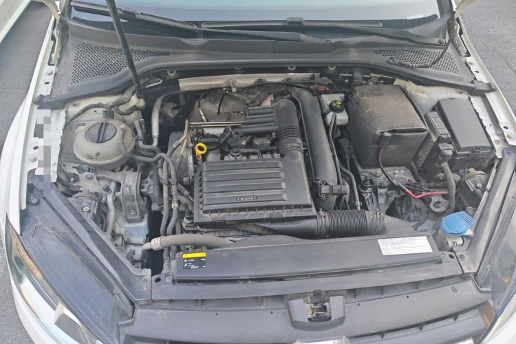 Used Volkswagen Golf 2014 1.4TSI Automatic Luxury Model Engine Bay