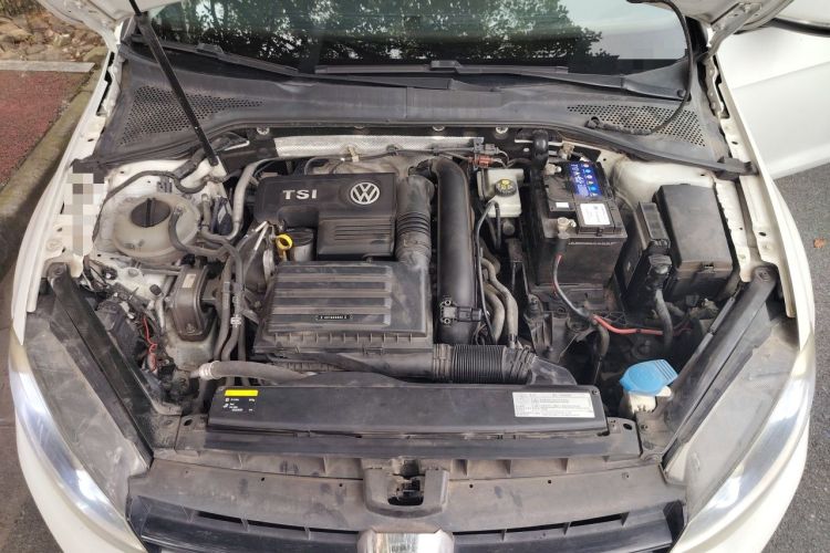 Used Volkswagen Golf 2014 1.4TSI Automatic Comfort Model Engine Bay