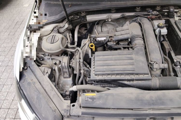 Used Volkswagen Golf 2014 1.4TSI Automatic Comfort Model Engine Bay Right