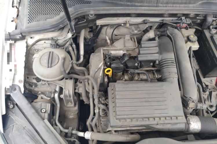 Used Volkswagen Golf 2014 1.4TSI Automatic Comfort Model Engine Bay Right