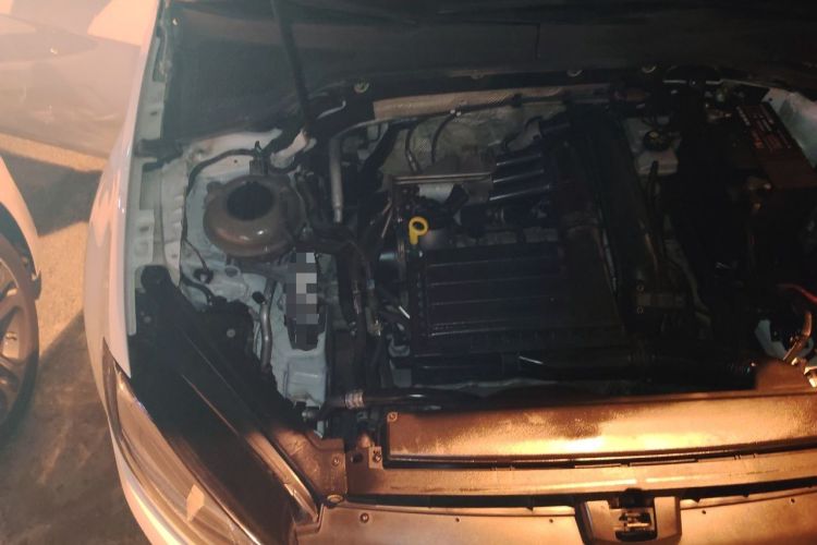 Used Volkswagen Golf 2014 1.4TSI Automatic Comfort Model Engine Bay Right