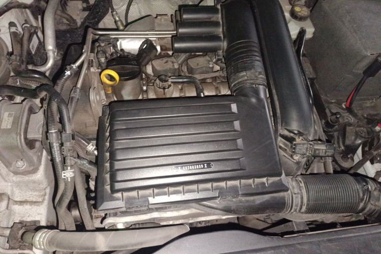 Used Volkswagen Golf 2014 1.4TSI Automatic Luxury Model Engine Bay