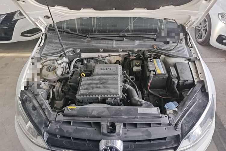 Used Volkswagen Golf 2014 1.6L Automatic Comfort Model Engine Bay
