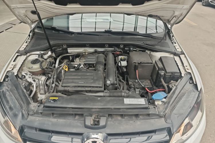 Used Volkswagen Golf 2014 1.4TSI Automatic Comfort Model Engine Bay