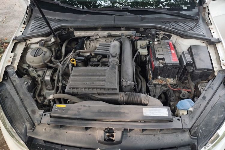 Used Volkswagen Golf 2014 1.4 TSI Manual Comfort Model Engine Bay
