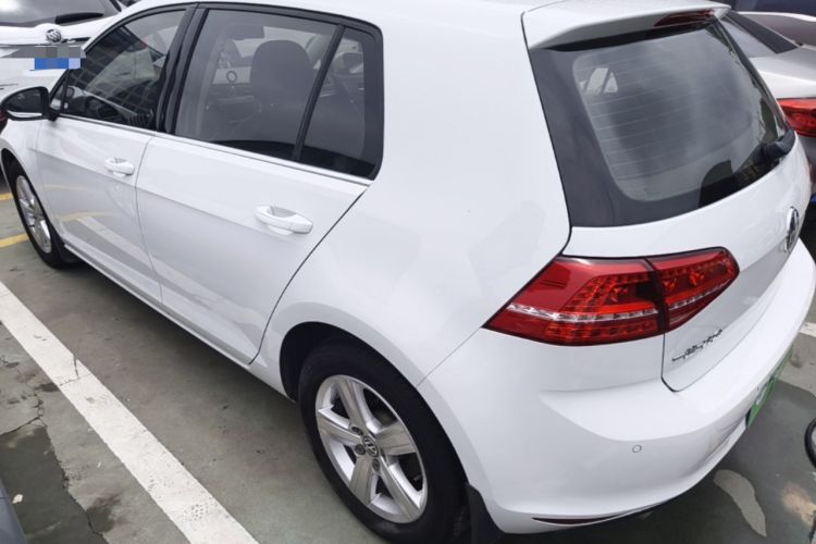 Used Volkswagen Golf 2014 1.4TSI Automatic Luxury Model Exterior 2