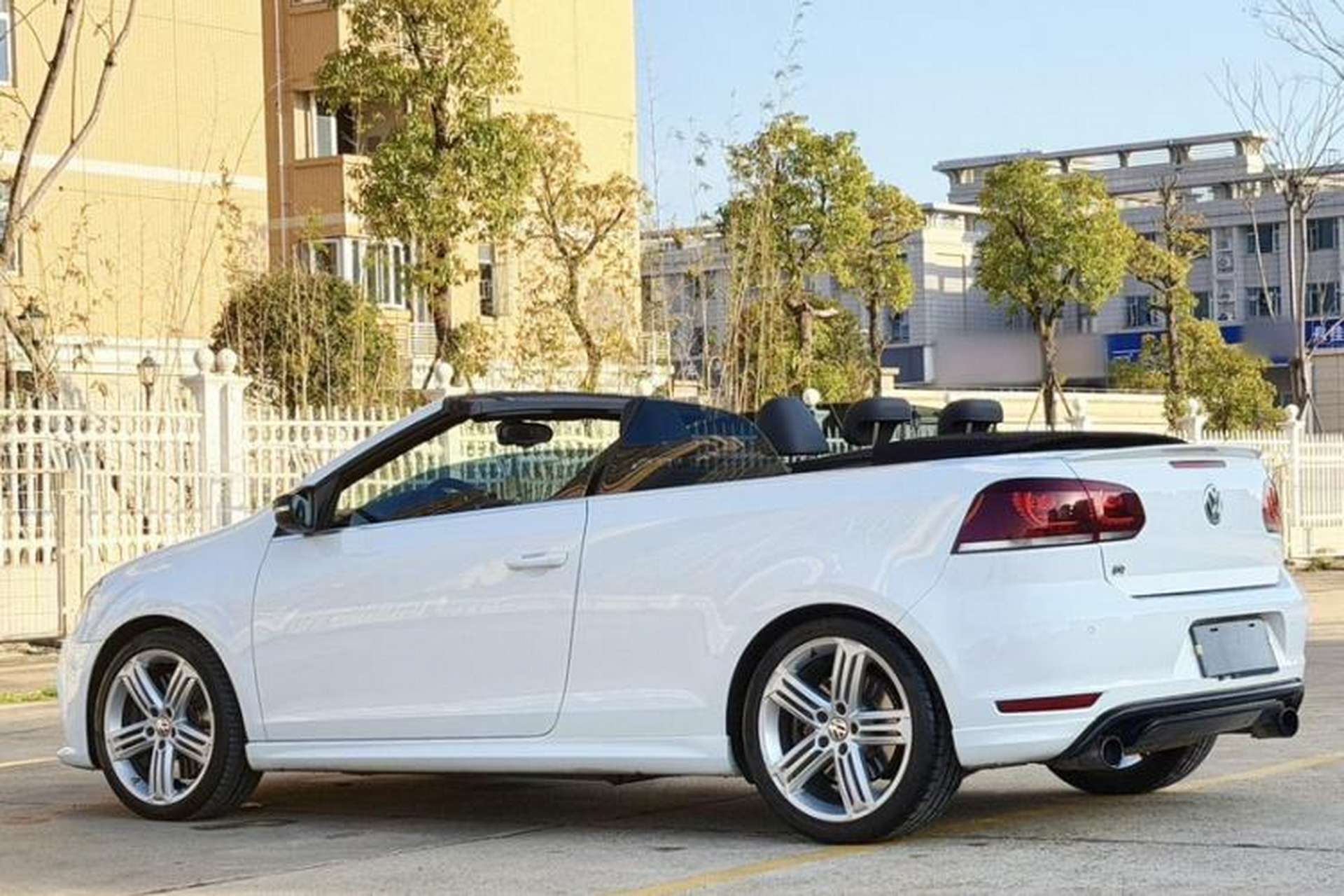 Used Volkswagen Golf 2014 2.0 TSI R Convertible Exterior 2