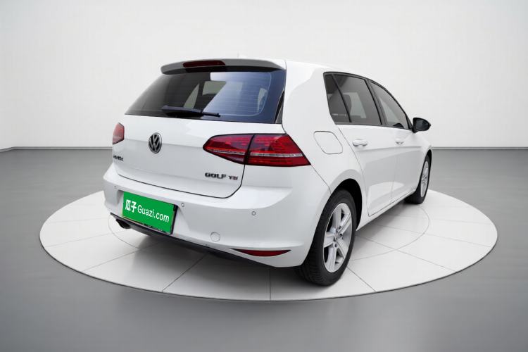 Used Volkswagen Golf 2014 1.4TSI Automatic Luxury Model Exterior 5