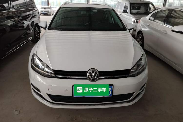 Used Volkswagen Golf 2014 1.4TSI Luxury Travel Edition Front