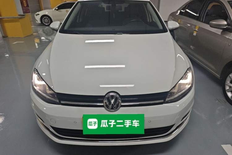 Used Volkswagen Golf 2014 1.4TSI Luxury Travel Edition Front