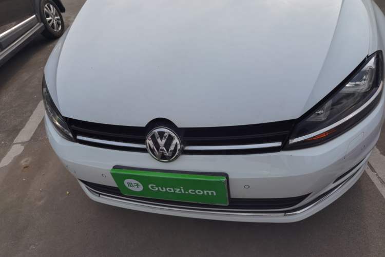 Used Volkswagen Golf 2014 1.4TSI Luxury Travel Edition Front