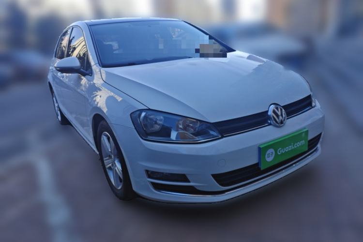 Used Volkswagen Golf 2014 1.6L Automatic Comfort Model Front Right 45 Deg